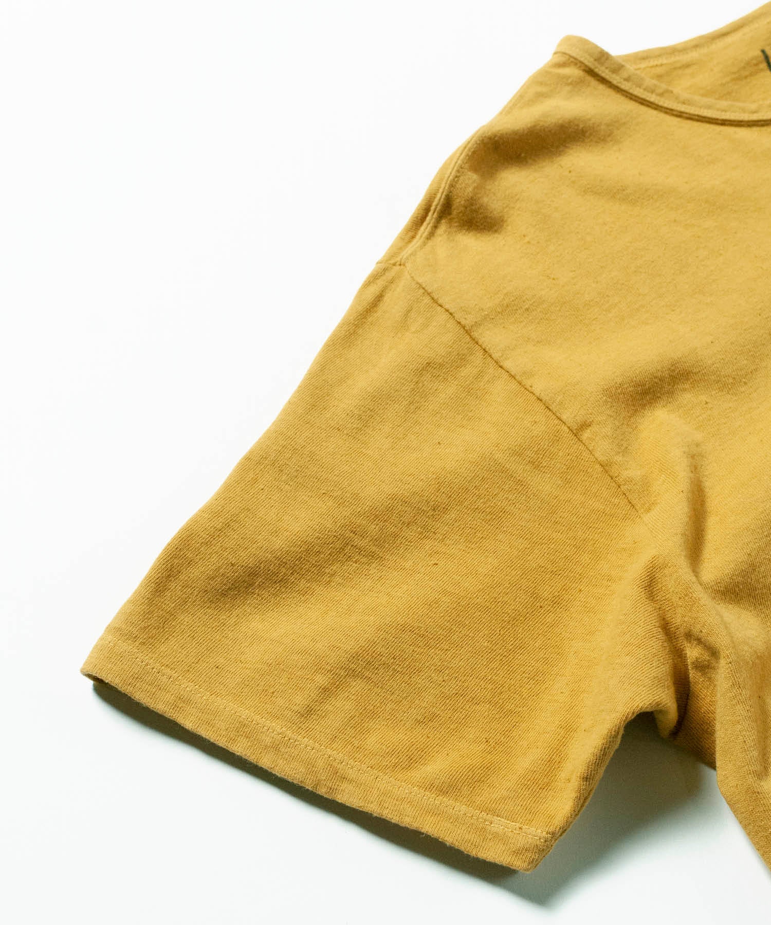 Recycle Organic Cotton Mugwort Dye Pocket Tee | リサイクルオーガニックコットン ヨモギ染めポケットTシャツ | ボタニカルダイ | 草木染め