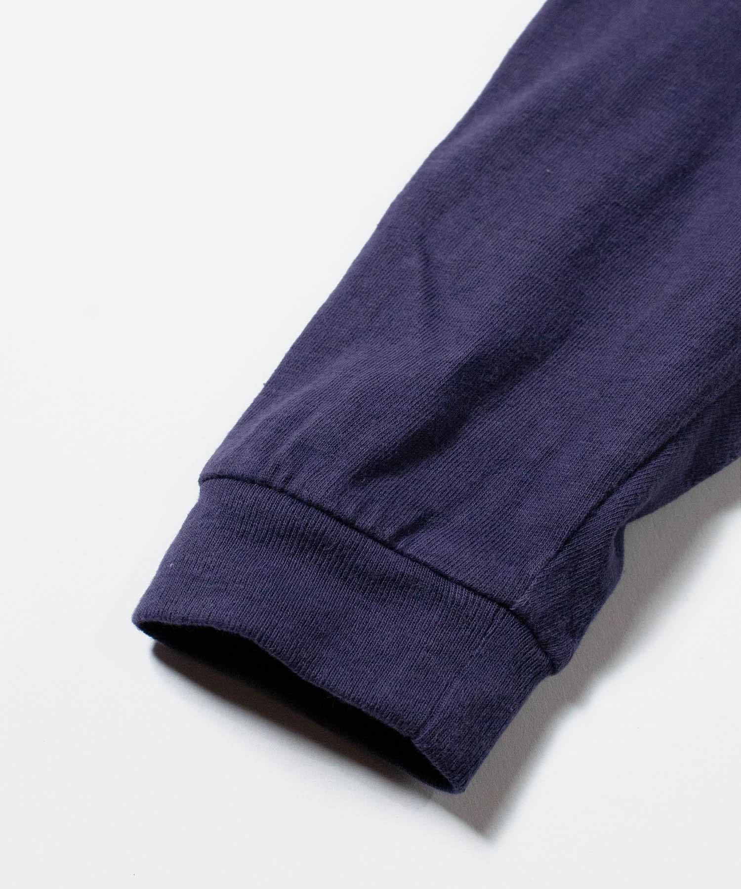 Recycle Organic Cotton Mulberry Dye Raglan Sleeve | リサイクルオーガニックコットン 桑染めラグランスリーブ | ボタニカルダイ | 草木染め