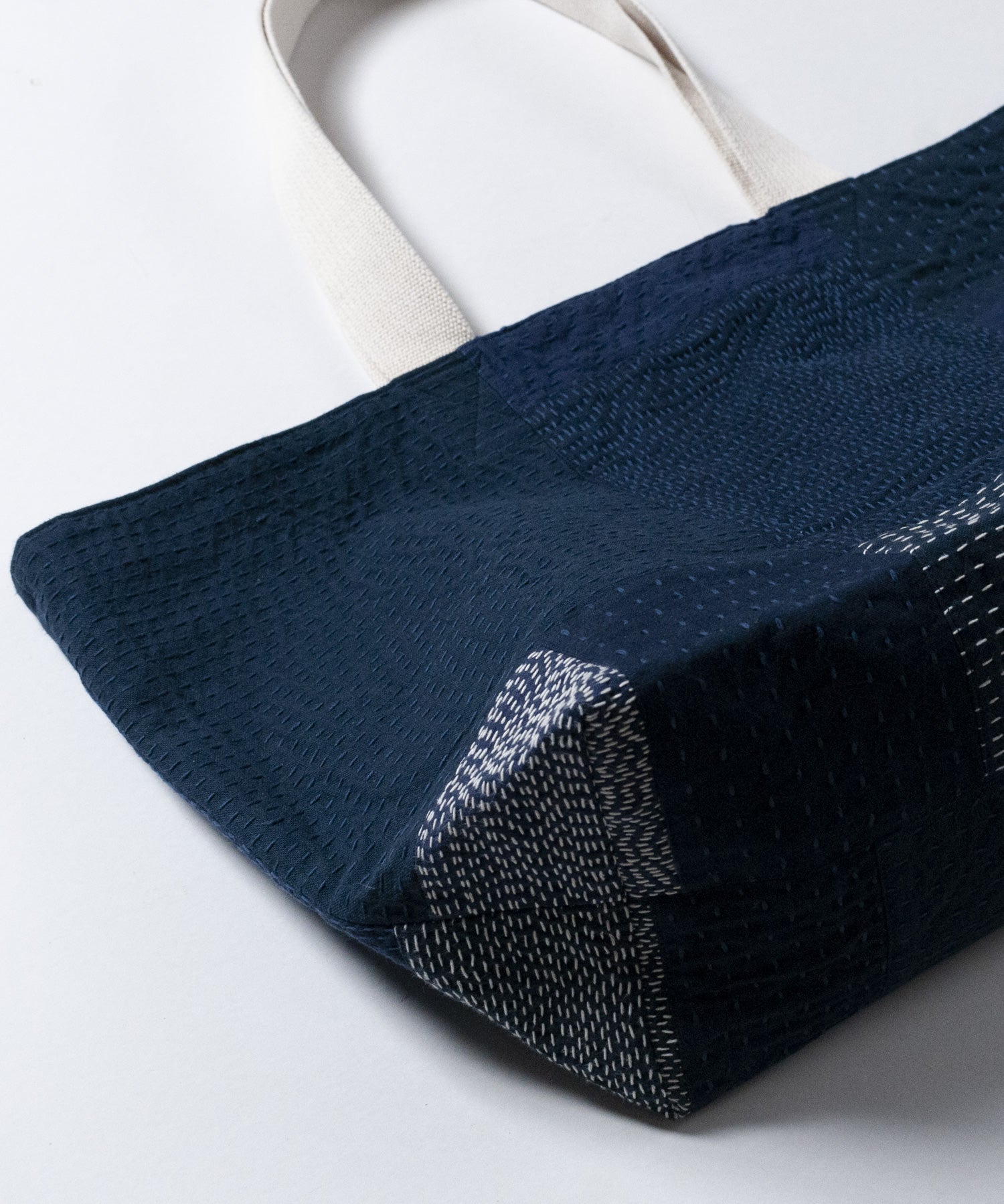 SASHIKO FABRIC TOTE BAG / TERAS | LIKE THIS SHOP