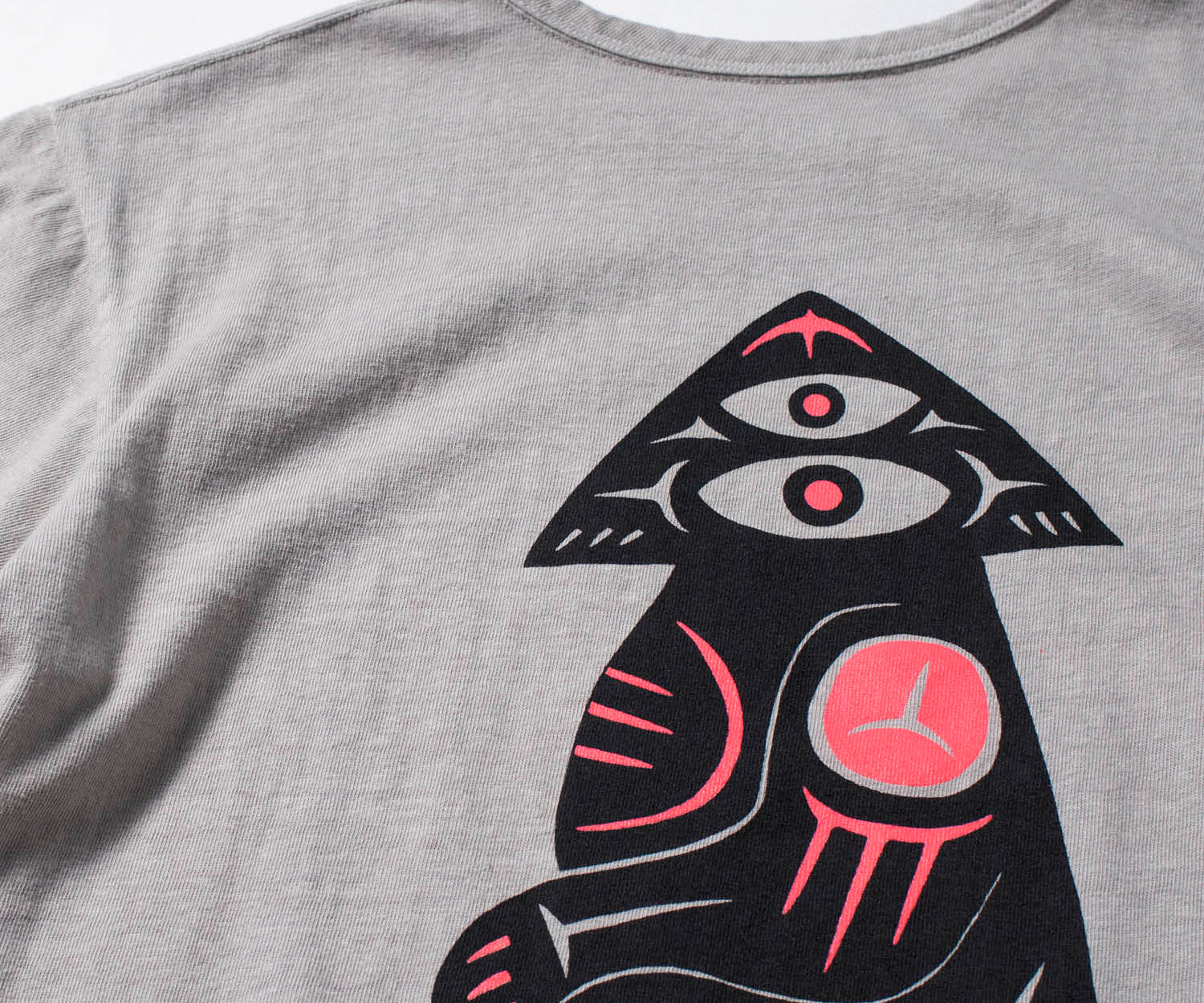 Recycle Organic Cotton Bamboo Charcoal Dye Tee - Motckun | LIKE THIS SHOP